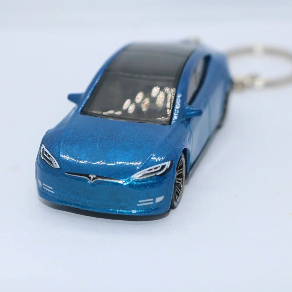 Matchbox 2022 Tesla model S custom keychain 1/64 scale
